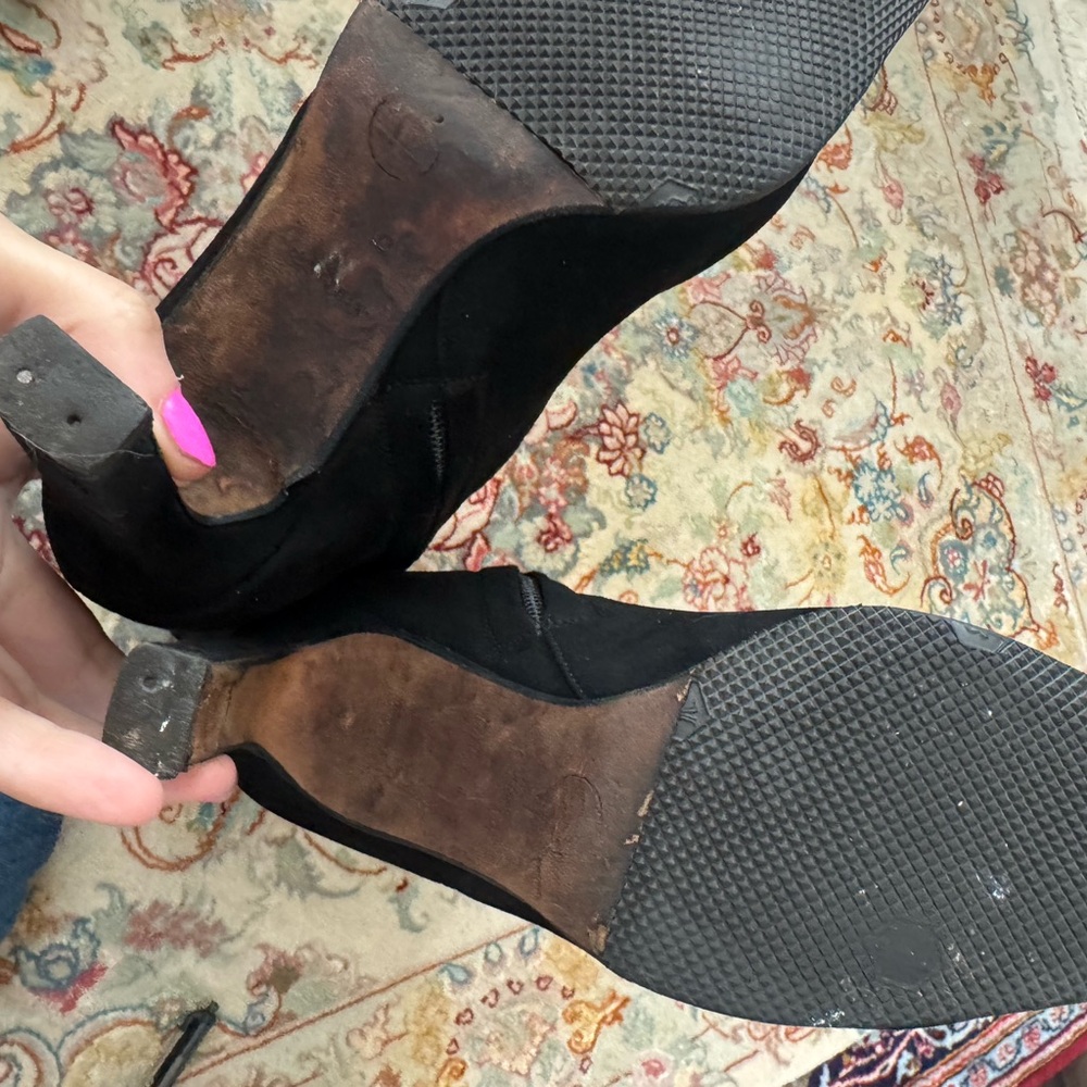 CHANEL Black Heeled Boots riding boots - Picture 11 of 15